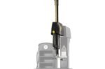 Pneumatic vertical arm on the Hofmann Monty 3550EM-SS allowing precise positioning of the mount and demount head