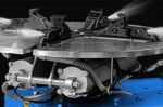Integrated tabletop bead seater on the Hofmann Monty 3550EM-SS delivering controlled air flow for safe and consistent bead seating