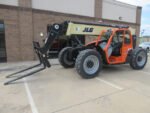 2025 JLG 943 Telehandler Forklift - Image 2