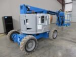 2025 GENIE Z-34/22 RT Articulating Boom Lift - Image 4