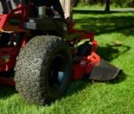 Toro 74055 4000 Series Commercial Zero-Turn Lawn Mower w/ 60" Deck & Kawasaki FX921 Engine - Image 5